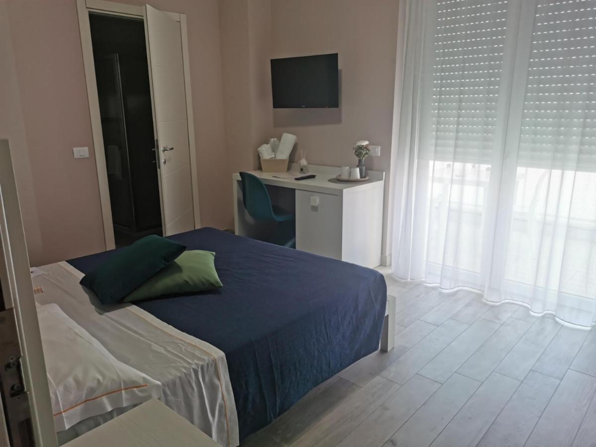 Elite Boutique Hotel 阿布鲁齐的罗塞托 外观 照片